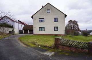 Haus kaufen in 91275 Auerbach, Auerbach - 2-Familien-Haus mit großem Grundstück in ruhiger Lage