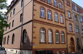Wohnung mieten in Karl-Marx-Straße, 99817 Eisenach, Gemütliche 3,5-Raum-Dachgeschoss-Altbauwohnung mit Einbauküche im Stadtzentrum
