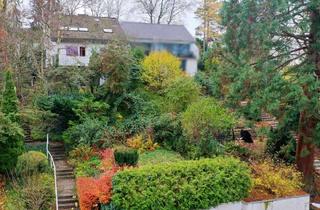 Einfamilienhaus kaufen in 71229 Leonberg, Einfamilienhaus mit großem Garten in begehrter Lage von Leonberg