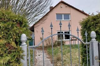 Einfamilienhaus kaufen in 90592 Schwarzenbruck, Schwarzenbruck - Einziehen und wohlfühlen! Freistehendes EFH mit großem Garten in ruhiger Lage in Ochenbruck