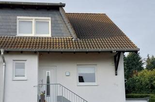 Haus kaufen in 53501 Grafschaft, Geräumige, großzügige DH-Hälfte in Grafschaft-Lantershofen