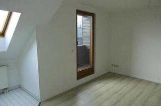 Garagen mieten in 08496 Neumark, Moderne 2-Zimmer-DG-Wohnung mit Süd-Balkon und Stellplatz ab sofort zu vermieten!