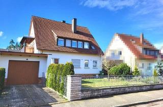 Haus kaufen in 90530 Wendelstein, Wendelstein - RESERVIERT - Massiv gebautes 2 Familienhaus - auf einem ca. 758 m² großen Grundstück - Wendelstein OT.