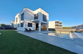 Villa kaufen in 76770 Hatzenbühl, Hatzenbühl - Moderne Villa mit Pool in Kroatien zu Verkaufen