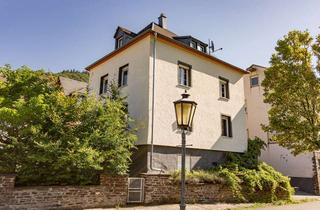 Haus kaufen in 56814 Ediger-Eller, Drei Ferienwohnungen mit Moselblick und Terrasse in bester Lage von Ediger-Eller