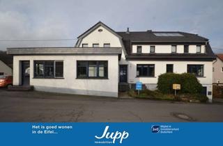 Haus kaufen in 54579 Üxheim, Zweifamilienhaus mit Gewerbeeinheit und großem Grundstück und Garagen, Niederehe (14)