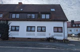 Haus kaufen in 91257 Pegnitz, Pegnitz - 2-Familienhaus bestehend aus 2 getrennten Wohneinheiten in Pegnitz