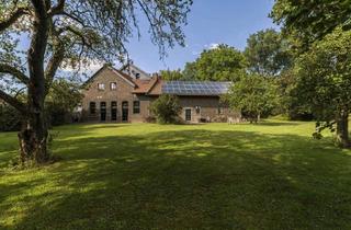 Haus kaufen in 53881 Euskirchen, Euskirchen historische Hofanlage auf 5.300 m² Areal mit Bauland