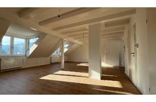 Wohnung kaufen in 76530 Baden-Baden, Baden-Baden - Frisch modernisiertesanierte 1-Zimmer-Wohnung in guter Lage
