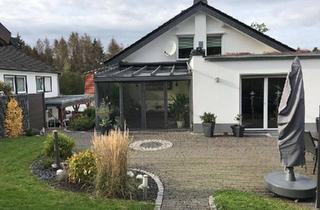 Haus kaufen in 59581 Warstein, Warstein - Zweifamilienhaus in Warstein-Belecke, KFW 70
