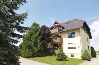 Wohnung kaufen in 09669 Frankenberg/Sachsen, Hübsches Wohnen im Grünen mit Balkon und 2 Stellplätzen - Vermietet!