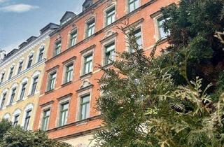 Wohnung kaufen in 09113 Schloßchemnitz, Gemütliche Dachgeschosswohnung in herrlicher Lage