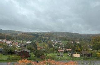 Haus kaufen in Eichelsberg, 36214 Nentershausen, Haus mit Wärmepumpe und Solar