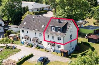 Wohnung kaufen in 09456 Annaberg-Buchholz, Großzügige Maisonette Wohnung im Reihenendhaus mit großen Gartenanteil