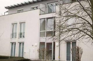 Wohnung kaufen in Hermann-Löns-Straße 10, 53797 Lohmar, Gepflegte 3-Raum-Wohnung mit Balkon