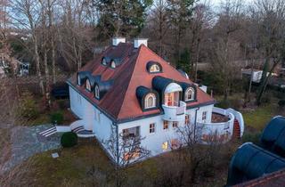 Haus kaufen in 82031 Grünwald, Großzügigkeit eines Hauses mit den Annehmlichkeiten einer Wohnung.