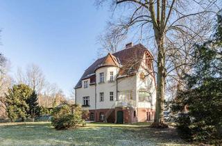 Villa kaufen in 15827 Blankenfelde-Mahlow, Wohnen und Arbeiten in sanierter Altbauvilla