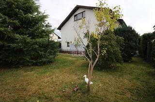 Grundstück zu kaufen in 69190 Walldorf, Bauplatz mit freistehendem Haus Lage!, Garten, Garagen, Balkone, großzügig, bezugsfrei...Preis VHB