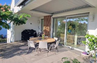 Haus kaufen in 61130 Nidderau, Nidderau - Atemberaubend und modern. Feldblick in ruhiger Lage. Wärmepumpe.