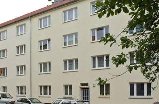 Wohnung kaufen in Marienstrasse 74-76, 21073 Harburg, Vermietete 3 Zimmer Eigentumswohnung mit Balkon und Garage