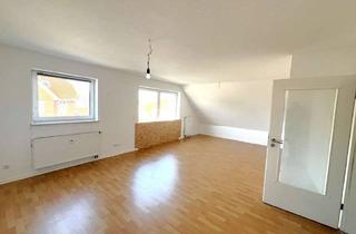 Wohnung kaufen in 23714 Malente, Perfekte Lage und Komfort: Helle 3-Zimmer Wohnung mit Balkon und Stellplatz
