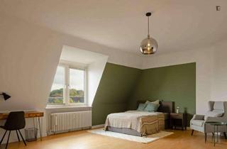 WG-Zimmer mieten in 20144 Winterhude, Spacious double bedroom in Harvestehude