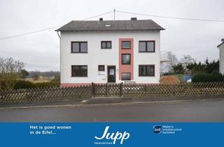 Haus kaufen in 53520 Senscheid, Großes Ein- / Zweifamilienwohnhaus in Dorfrandlage mit toller Aussicht, teilsaniert, Senscheid.