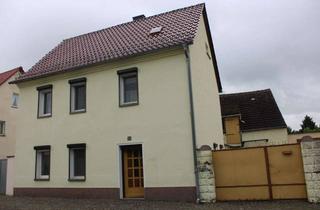Einfamilienhaus kaufen in 04889 Schildau, Einfamilienhaus mit kleinem Nebengelass, Garten und Garage in der Gneisenaustadt Schildau