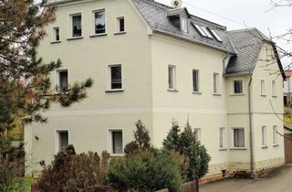 Haus kaufen in 08451 Crimmitschau, ** Für die ganze Familie geeignet ** Dreifamilienhaus mit großen Grundstück zu verkaufen!
