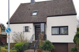Haus kaufen in 30966 Hemmingen, Zweifamilienhaus mit Garage und Carport in Hemmingen OT Harkenbleck