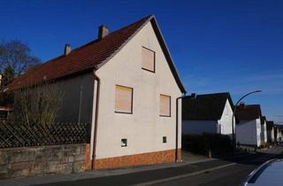 Einfamilienhaus kaufen in 97705 Burkardroth, Einfamilienhaus mit 2 Garagen und Garten mit überdachtem Freisitz