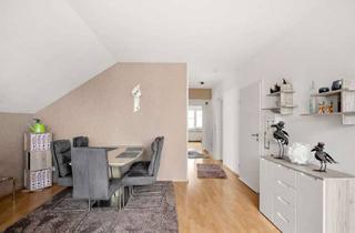 Wohnung kaufen in 34246 Vellmar, Charmante Dachgeschosswohnung im gepflegten 4 Parteienhaus