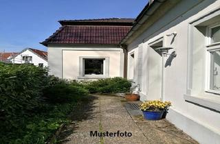 Haus kaufen in 53859 Niederkassel, Freistehendes 2-Familienhaus + provisionsfrei +