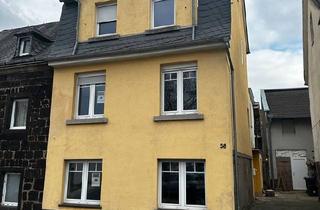 Einfamilienhaus kaufen in 56626 Andernach, Andernach - Großes EinfamilienhausMehrfamilienhaus im ruhigen EichAndernach