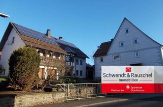 Haus kaufen in 63679 Schotten, Zwischen Ort + Feldrand: 2 Wohnhäuser mit Gästehaus in Schotten-Burkhards