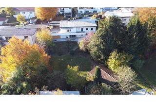 Haus kaufen in 83301 Traunreut, Lage, Lage, Lage! Ein-/Zweifamilienhaus mit Blick über die Dächer und ins Grüne!