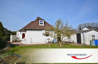 Einfamilienhaus kaufen in 23611 Bad Schwartau, Einfamilienhaus mit Keller, Garage u. großem Garten in gefragter Lage