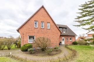 Haus kaufen in 23909 Ratzeburg, Zweifamilienhaus in ruhiger Wohngegend