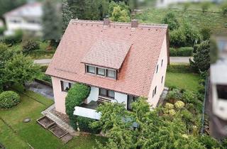 Einfamilienhaus kaufen in 91555 Feuchtwangen, Feuchtwangen - Renovierungsbedürftiges Einfamilienhaus im Wohngebiet Weiherlache