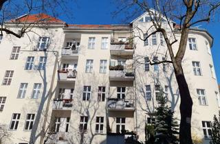 Wohnung kaufen in 12161 Friedenau, Hirsch-Immobilien Traumhafte sonnige Dachterrasse in Friedenauer 1A-Lage Altbau mit Garage !!!