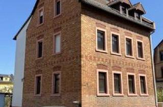 Haus kaufen in 63477 Maintal, Maintal - Zu Verkaufen von Privat : Zwei bis Dreifamilienhaus Maintal Bischofsheim 180 m² Wohnfläche