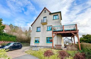 Mehrfamilienhaus kaufen in 96515 Sonneberg, Wohnhaus mit 3 Einheiten und Carport in Sonneberg am Schönberg - mit traumhaftem Weitblick