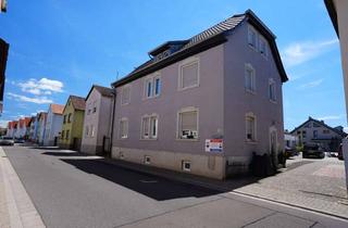 Mehrfamilienhaus kaufen in 76761 Rülzheim, Mehrfamilienhaus mit Bauplatz und sofortigen Mieteinahmen