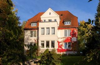 Wohnung mieten in Friedrichshöh 25, 24939 Nordstadt, Großzügige Altbauwohnung