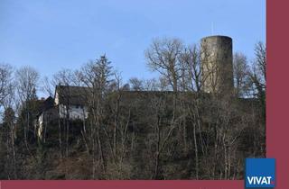 Haus kaufen in 61276 Weilrod, Direkt am Fuß der Burg: Haus zum Liebhaben mit Adlerhorst-Aussicht! Großes Grundstück.
