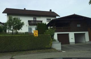 Haus kaufen in Großtiefenbach, 94539 Grafling, Schönes 2-Familienwohnhaus bei Deggendorf