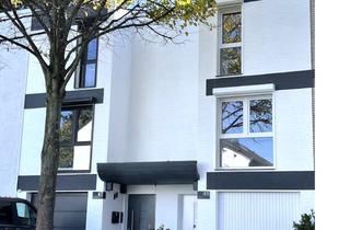 Haus mieten in Humboldtstr. 49, 40723 Hilden, Luxus saniertes Desinger Split Level Haus in ruhiger Wohngegend