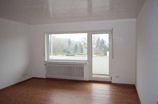 Wohnung mieten in 65232 Taunusstein, Top sanierte 3-Zimmer-Wohnung mit Balkon in ruhiger Anliegerstraße
