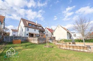 Haus kaufen in 72124 Pliezhausen, Pliezhausen - Vielseitiges Zweifamilienhaus mit Gartenparadies und Pool