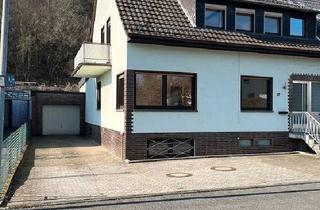 Doppelhaushälfte kaufen in 53498 Bad Breisig, Bad Breisig - Provisionsfrei: Familienfreundliches Zweifamilienhaus